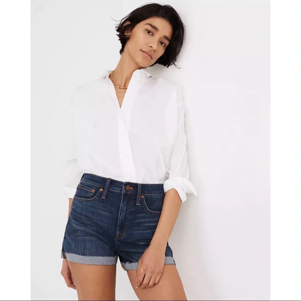 Madewell High-Rise Denim Shorts in Danny Wash